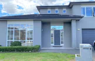 8 Briar Vale Place, Flat Bush