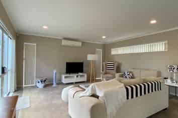 8 Briar Vale Place, Flat Bush