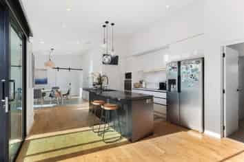 18 Silver St, Lower Shotover