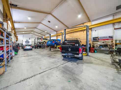 High Stud Warehousing/Workshop