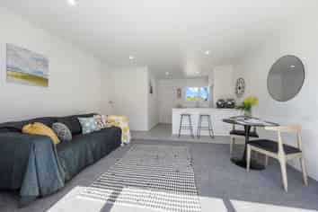 2/39 Oriana Avenue, Lynfield