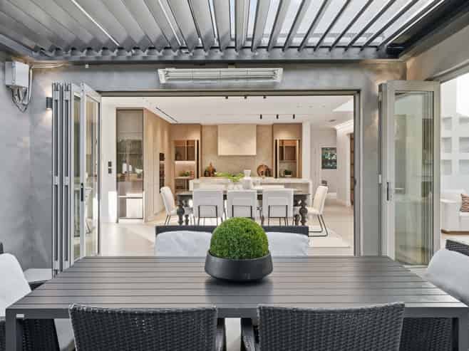 15 Oak Manor Drive, Albany