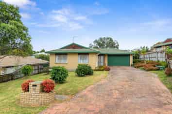 10 Evergreen Rise, New Lynn