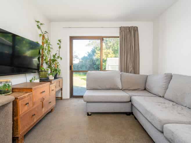 67 Garreg Road, Bryndwr