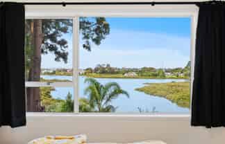 14 Te Wiata Place, Avondale