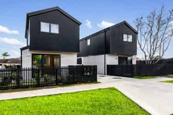 2/16 Totara Road, Manurewa