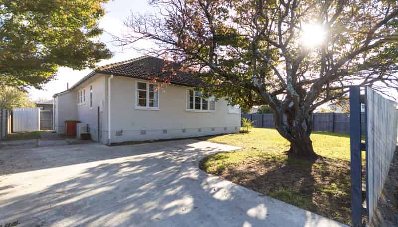 2 Forth Terrace, Roslyn