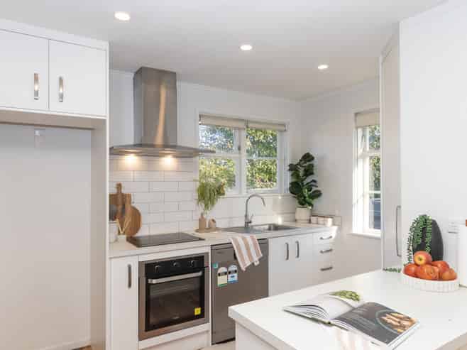 2 Forth Terrace, Roslyn