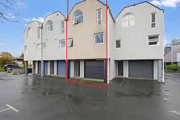 3/102 Wainui Street, Riccarton