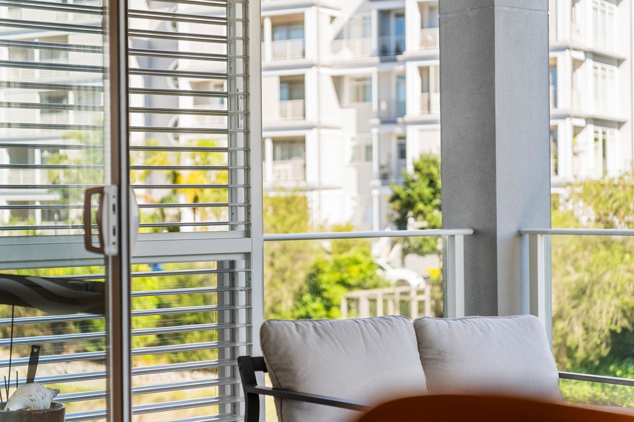 Exceptional Scale.  Renovated.  Lakeside Position - Vista 5