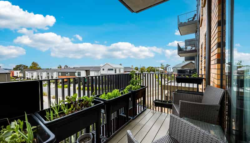107/2 Rauroa Lane, Hobsonville