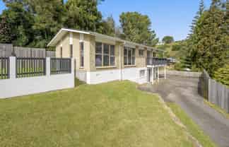 16 Graham Place, Bellevue