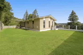 16 Graham Place, Bellevue