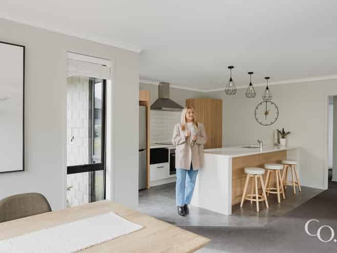 14 Cowell Crescent, Pyes Pa