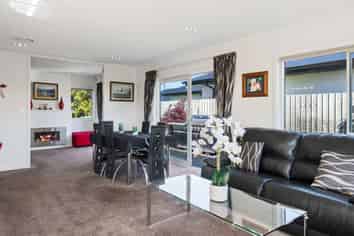 1 Dalwood Crescent, Rolleston