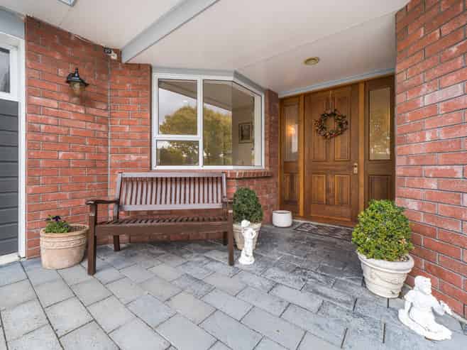 98 John F Kennedy Drive, Milson