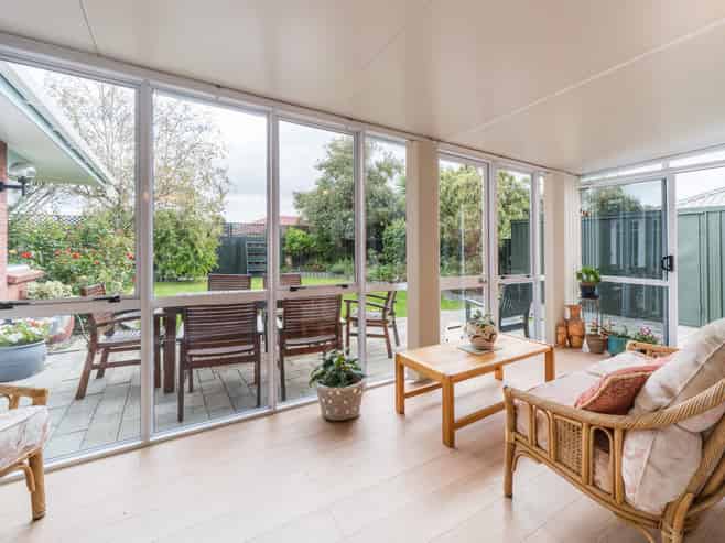 98 John F Kennedy Drive, Milson