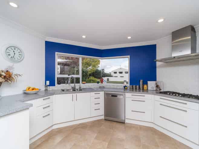 98 John F Kennedy Drive, Milson