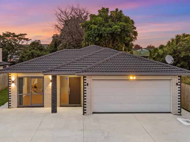 12A Landon Avenue, Mangere East