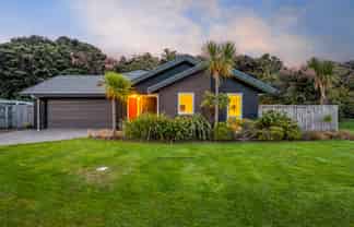 1 Banks Boulevard, Whitby