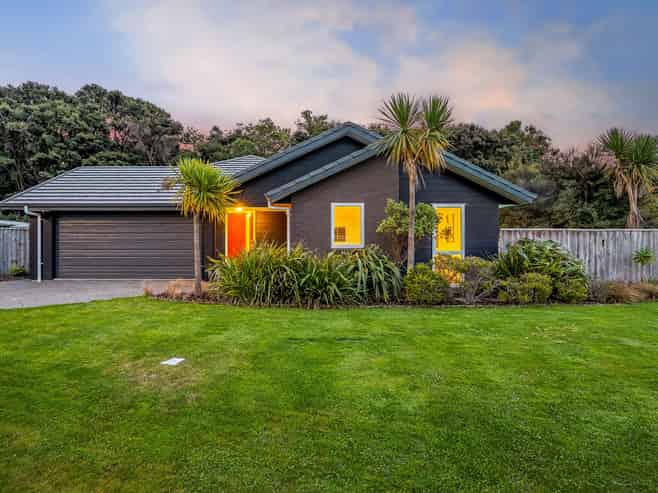 1 Banks Boulevard, Whitby