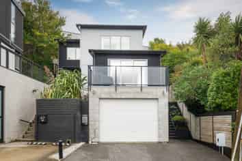 49 Bassett Road, Johnsonville