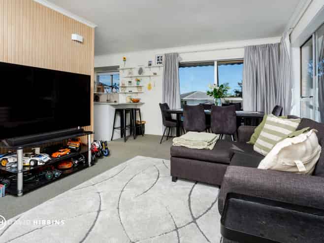 9A Lancelot Place, Glenfield