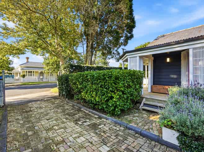 6 Tongariro Street, Mount Eden