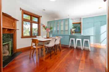 154 Grafton Road, Roseneath