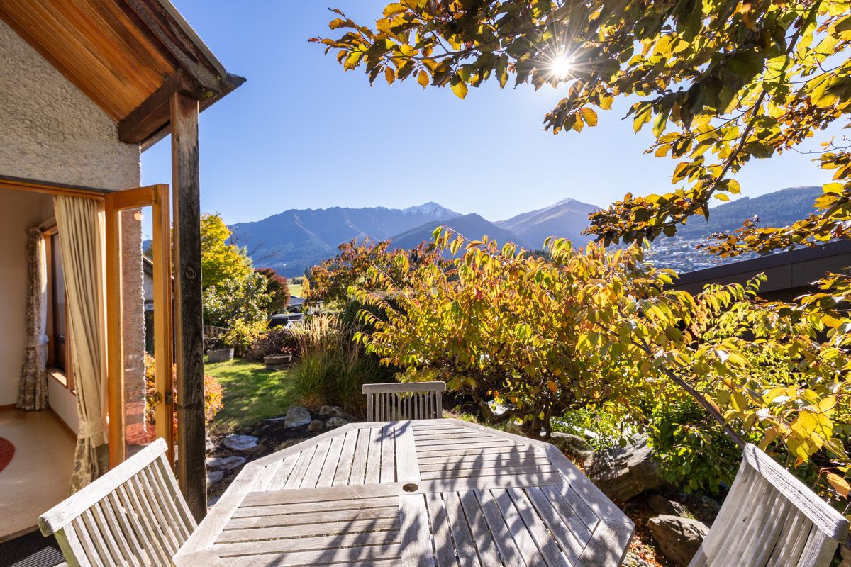Classic Kelvin Heights with Views & Upside - Ansicht 2