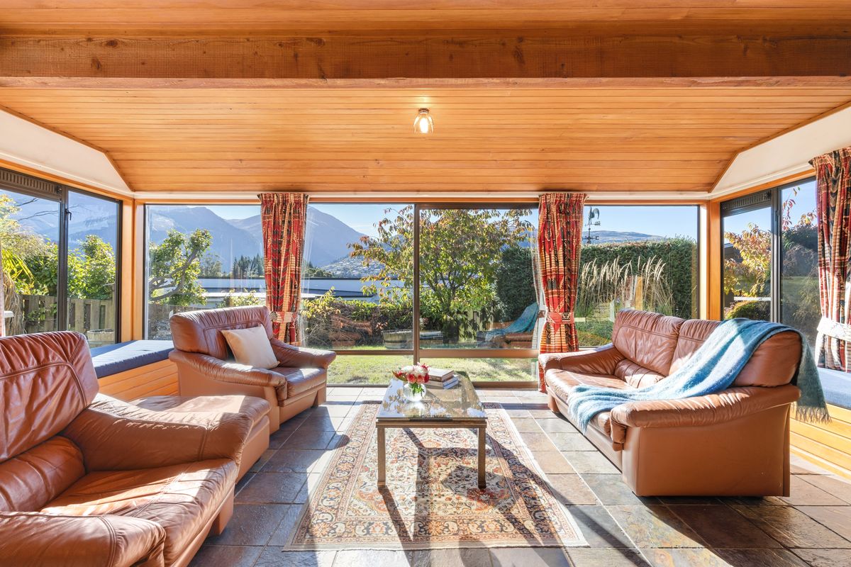 Classic Kelvin Heights with Views & Upside - Ansicht 4