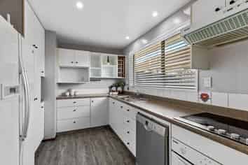 7 Sophora Place, Parklands