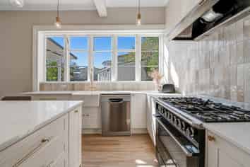 22 Garfield Street, Helensville