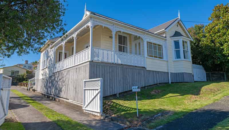 22 Garfield Street, Helensville