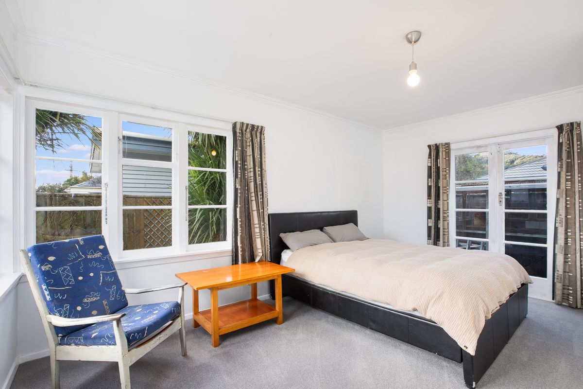 Prime Position, Estate Sale! – pohled 3