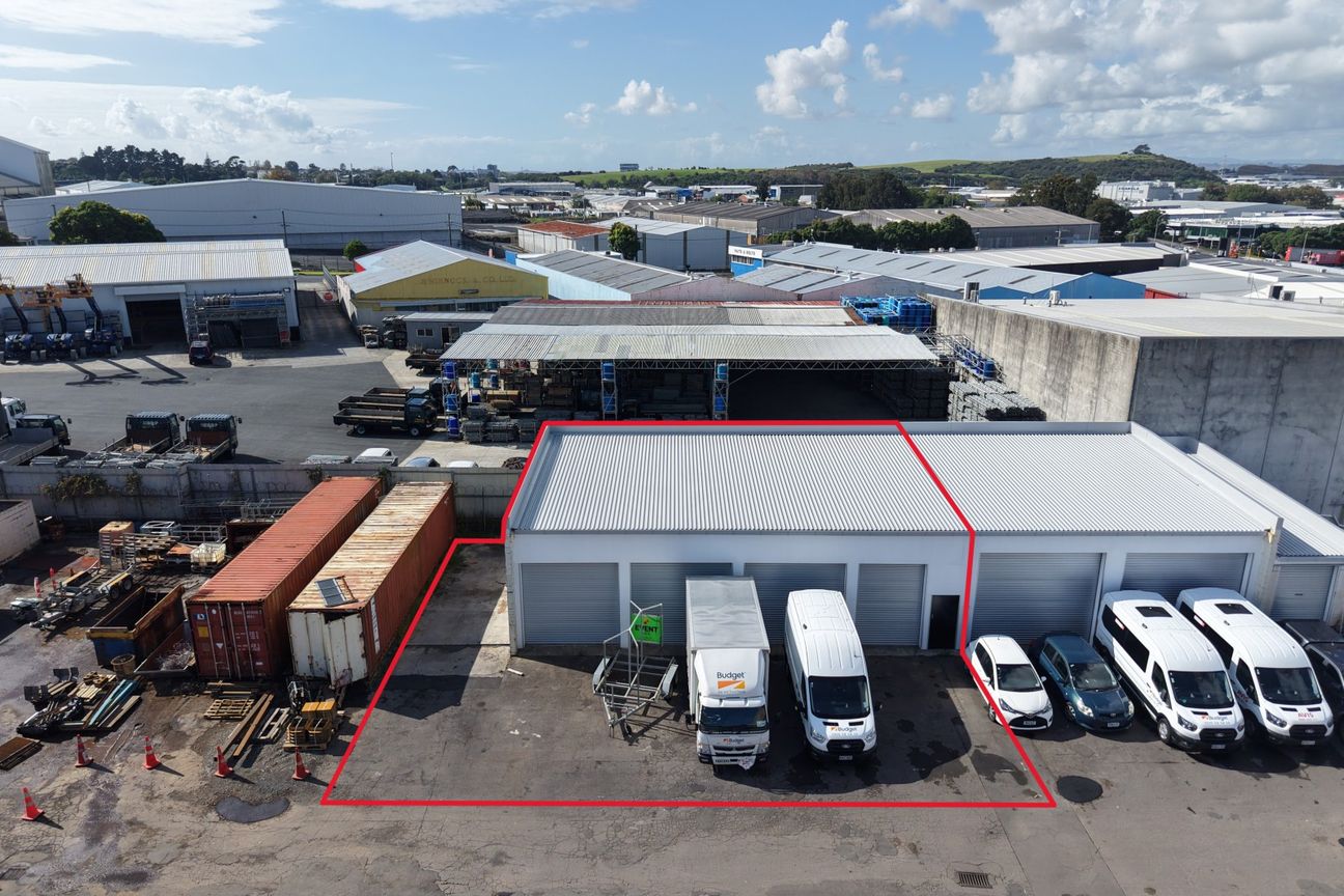 154sqm Penrose warehouse with yard - Widok 3