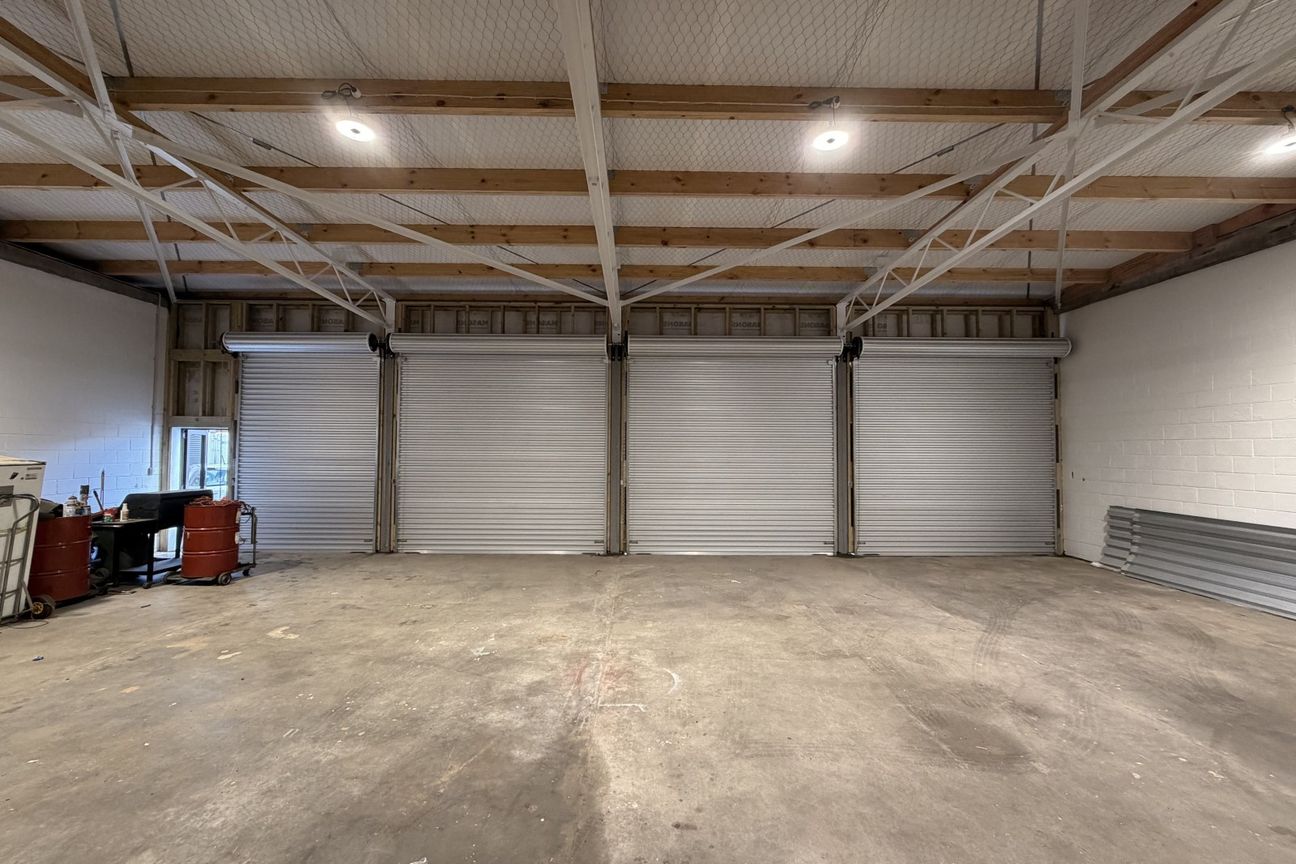 154sqm Penrose warehouse with yard - Widok 5