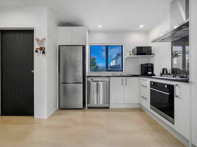 37 Alliance Lane, Papakura