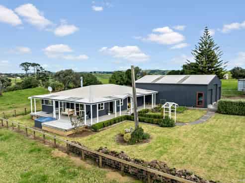290 Pollok Wharf Road, Pollok