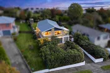 25 Balmoral Street, Marchwiel
