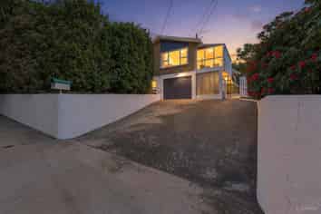 25 Balmoral Street, Marchwiel