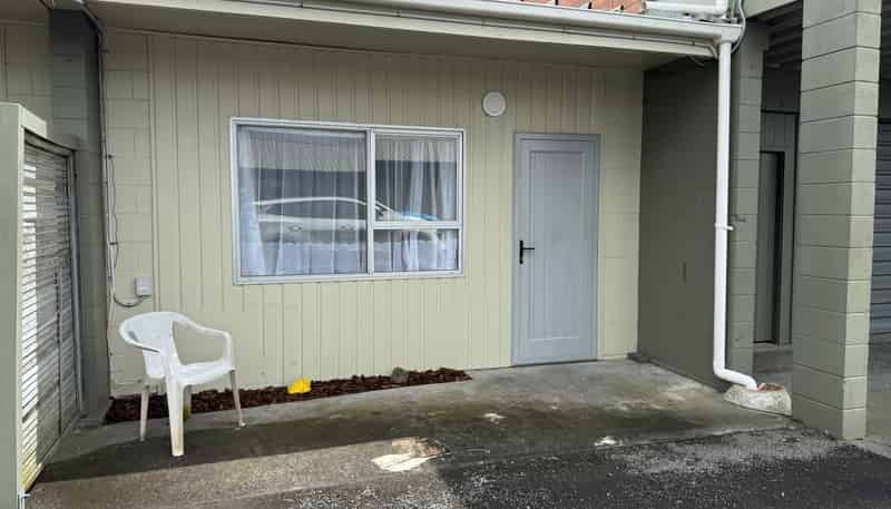 6/9 Springs Road, Parakai