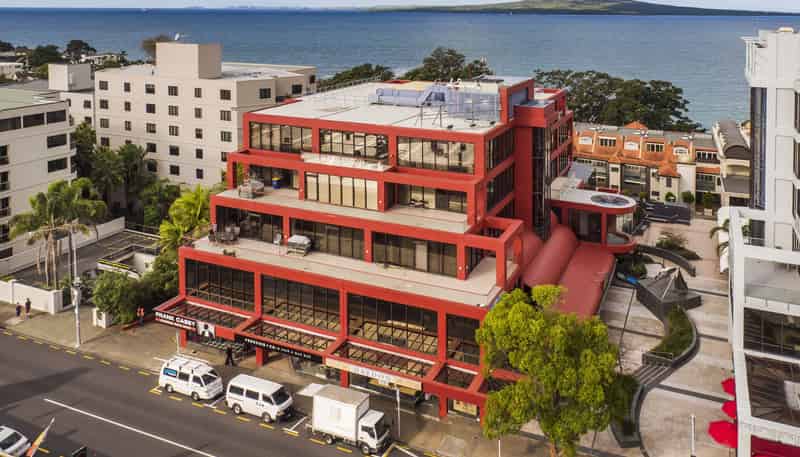 Part level/159 Hurstmere Road, Takapuna