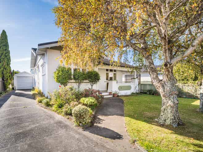 7 Albert Street, Palmerston North
