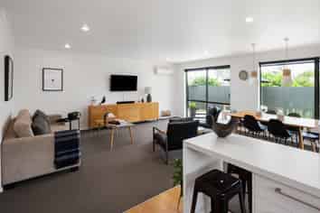 152A Redwood Street, Redwoodtown