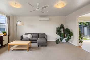 7 Karina Crescent, Redwoodtown