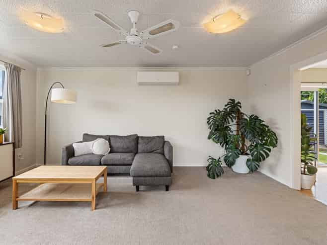 7 Karina Crescent, Redwoodtown