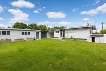 7 Karina Crescent, Redwoodtown