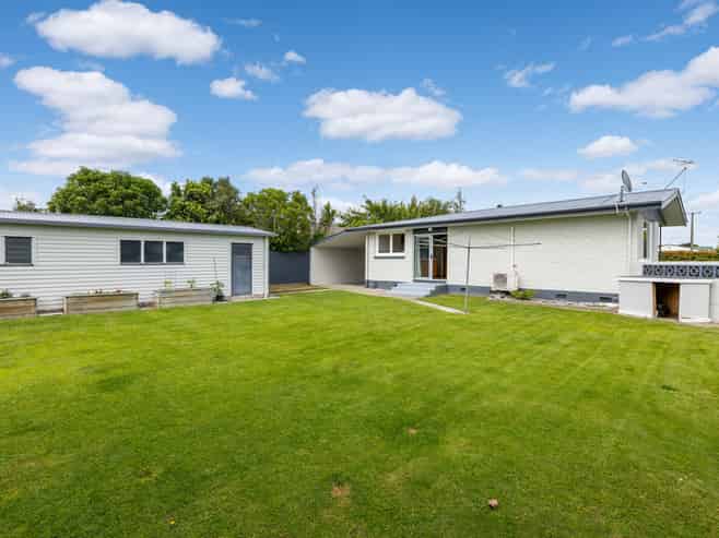 7 Karina Crescent, Redwoodtown