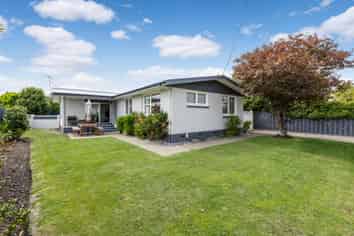 7 Karina Crescent, Redwoodtown